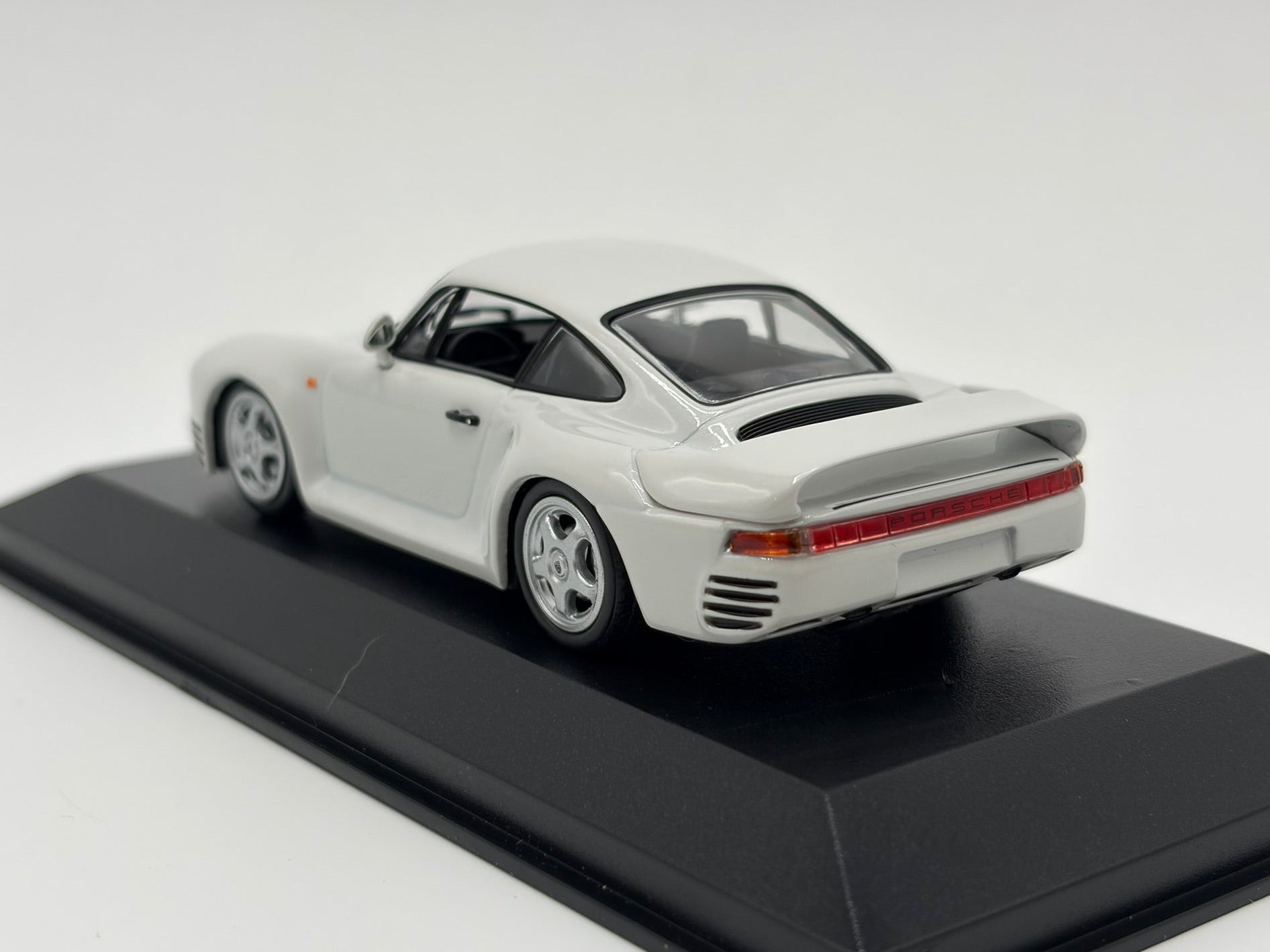 1/43 1987 Porsche 959 - Maxichamps | Model Car