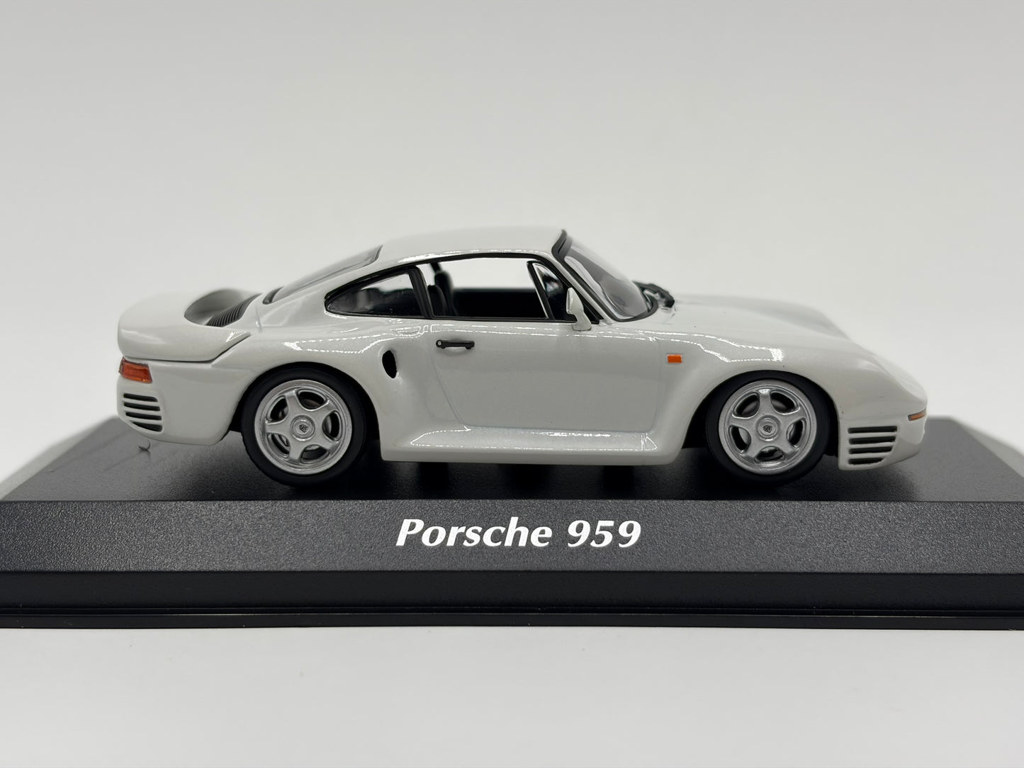 1/43 1987 Porsche 959 - Maxichamps | Model Car