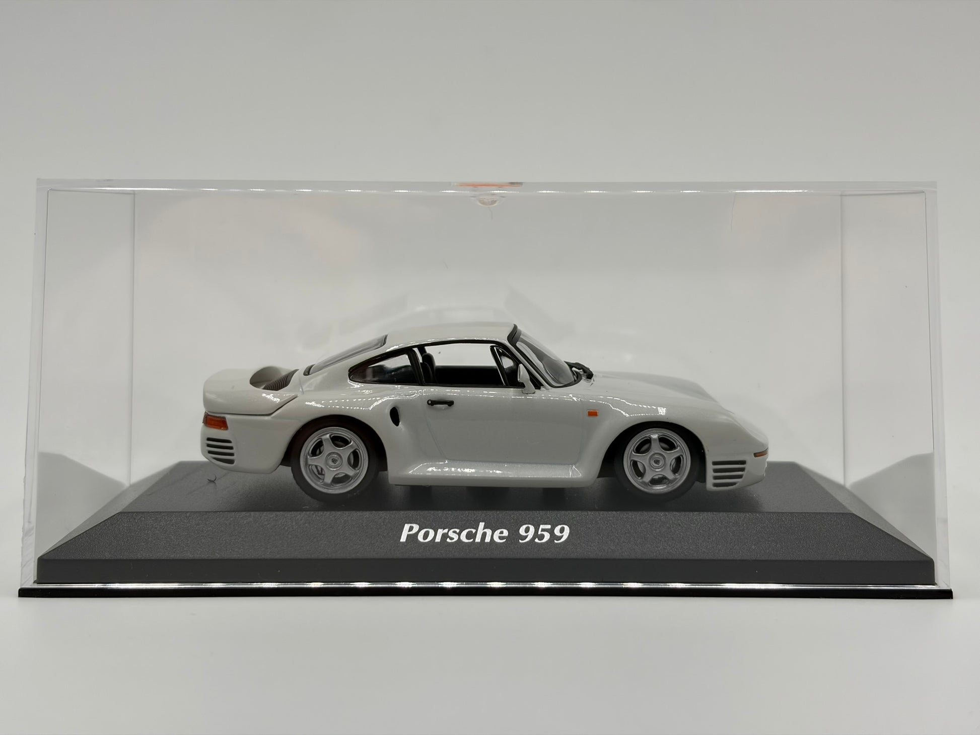 1/43 1987 Porsche 959 - Maxichamps | Model Car