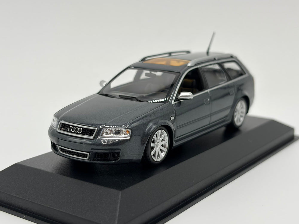 1/43 2002 Audi RS6 Avant - Maxichamps | Model Car