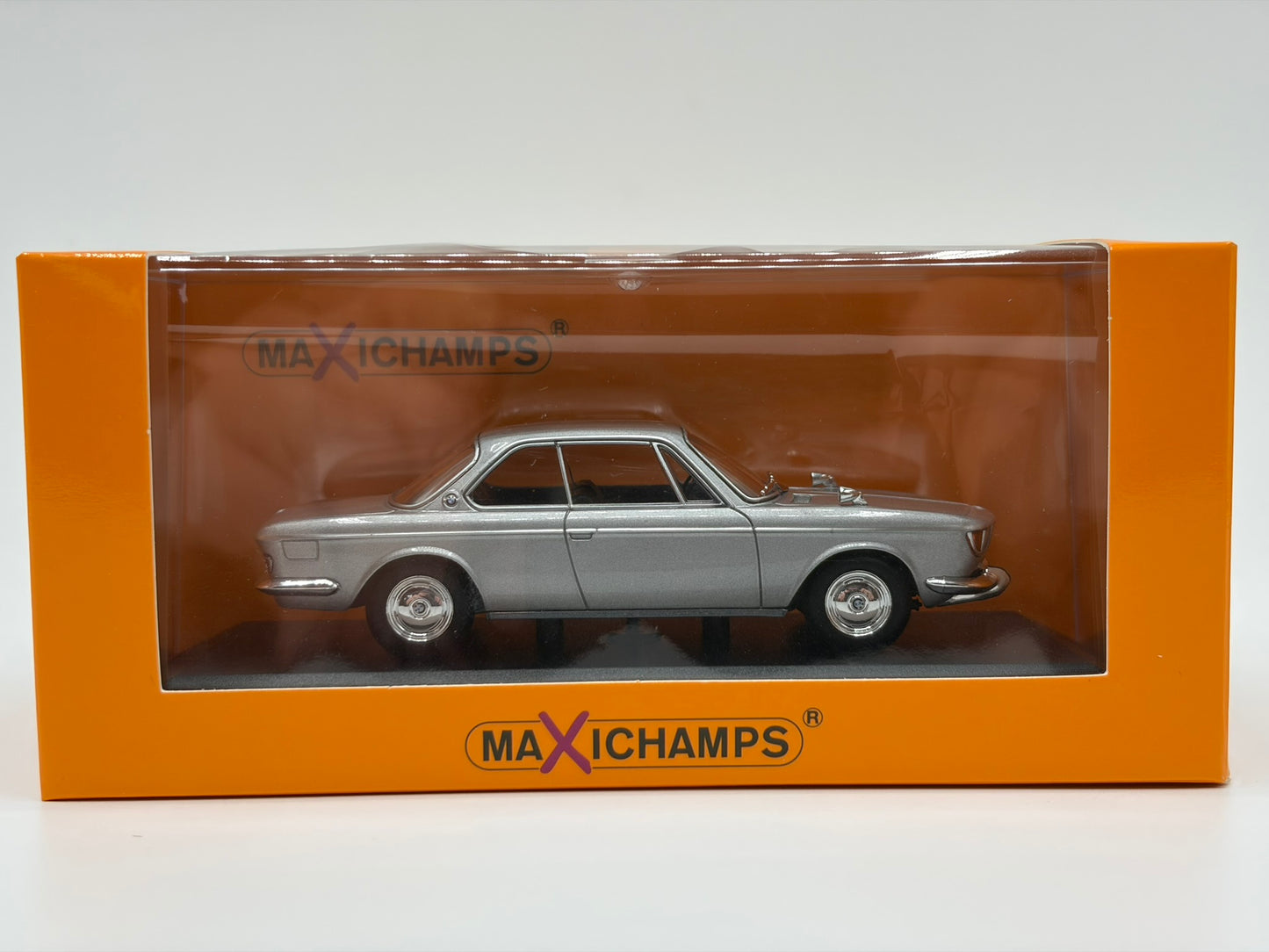 1/43 1967 BMW 2000 CS - Maxichamps | Model Car
