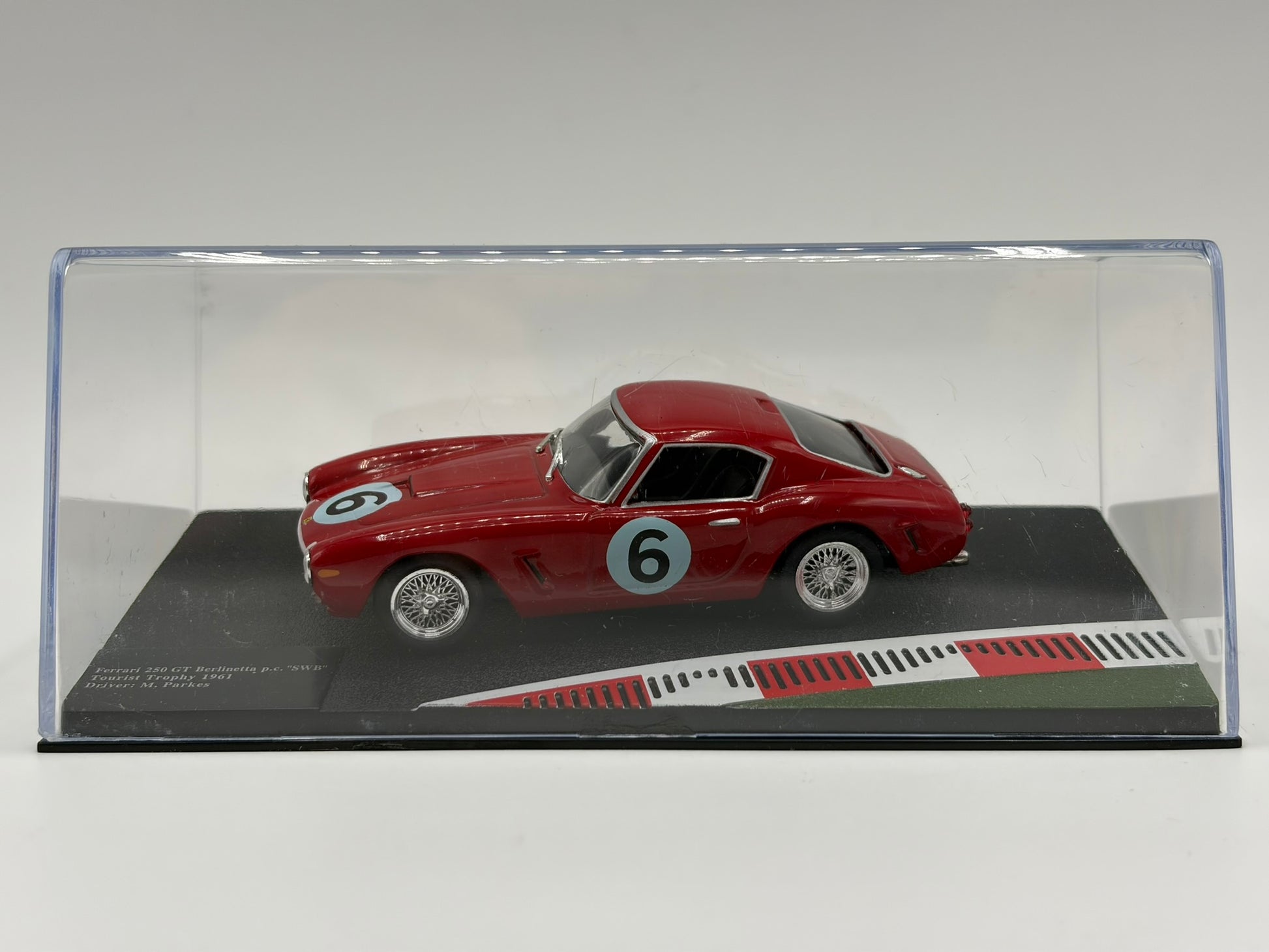1/43 1961 Ferrari 250 GT Berlinetta SWB - Tourist Trophy - Mike Parkes | Model Car