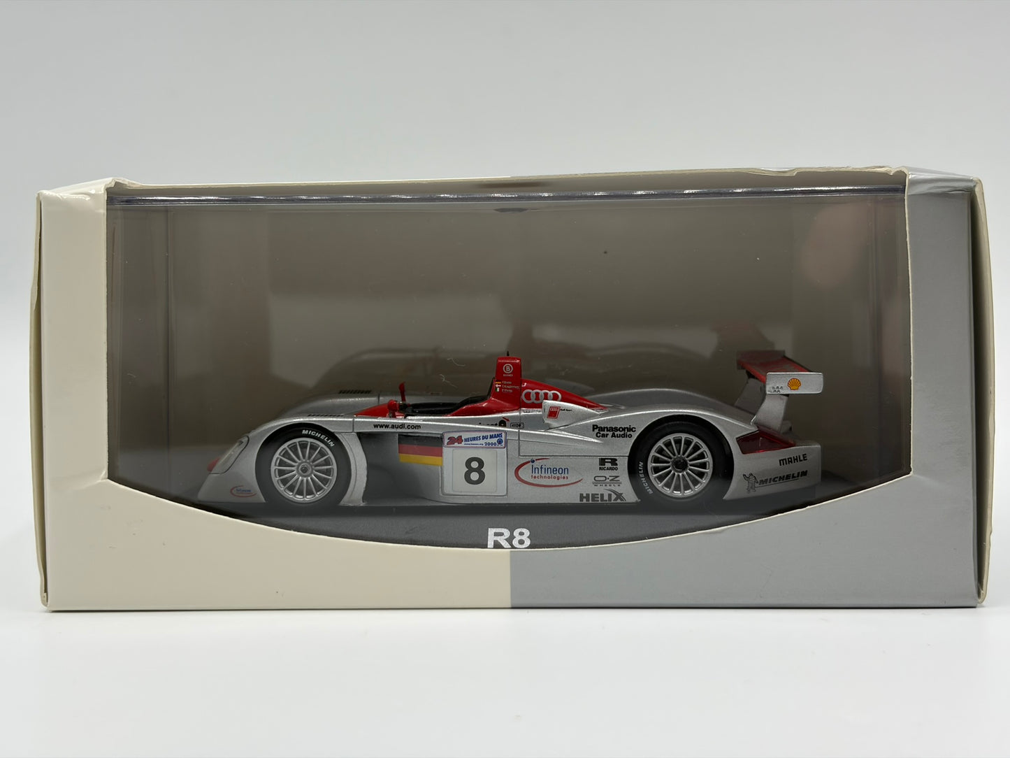 1/43 2000 Audi R8 - Biela / Ktristensen / Pirro - Minichamps | Model Le Mans Car
