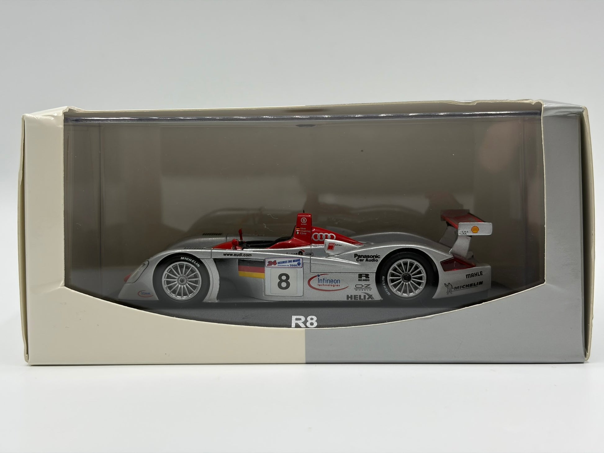 1/43 2000 Audi R8 - Biela / Ktristensen / Pirro - Minichamps | Model Le Mans Car