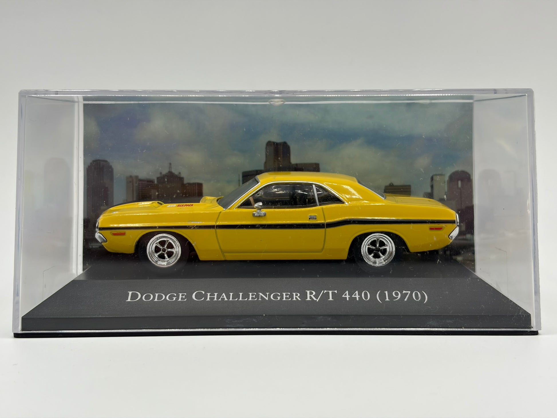 1/43 1970 Dodge Challenger R/T 440 | Model Car | American Car Collection