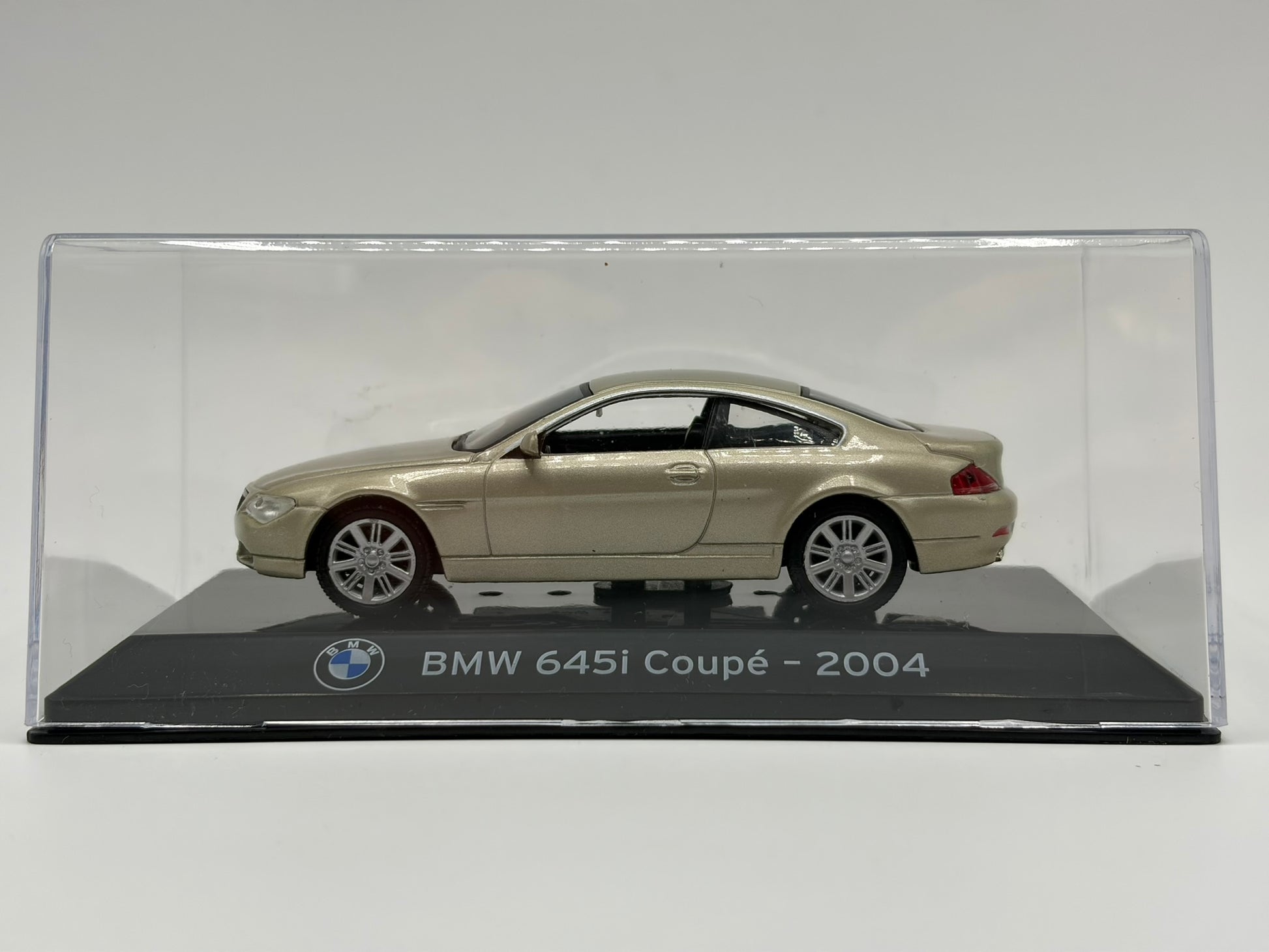 1/43 2004 BMW 645i | Model Car | Supercar Collection