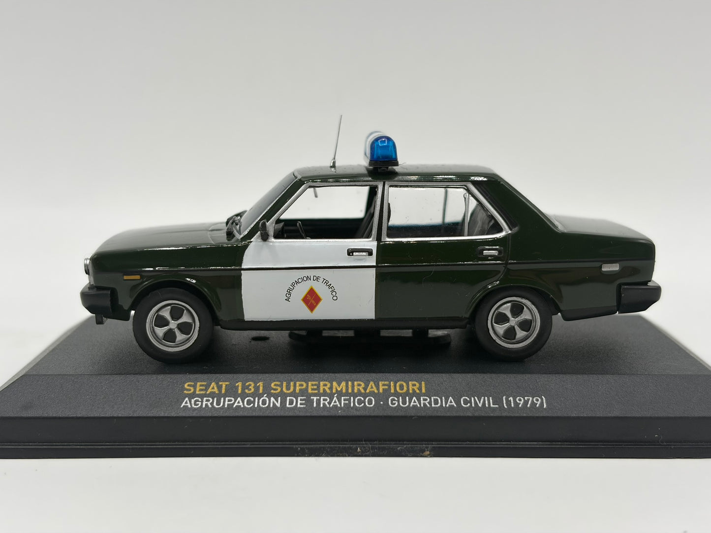 1/43 1979 Seat 131 Supermirafiori - Guardia Civil | Model Police Car