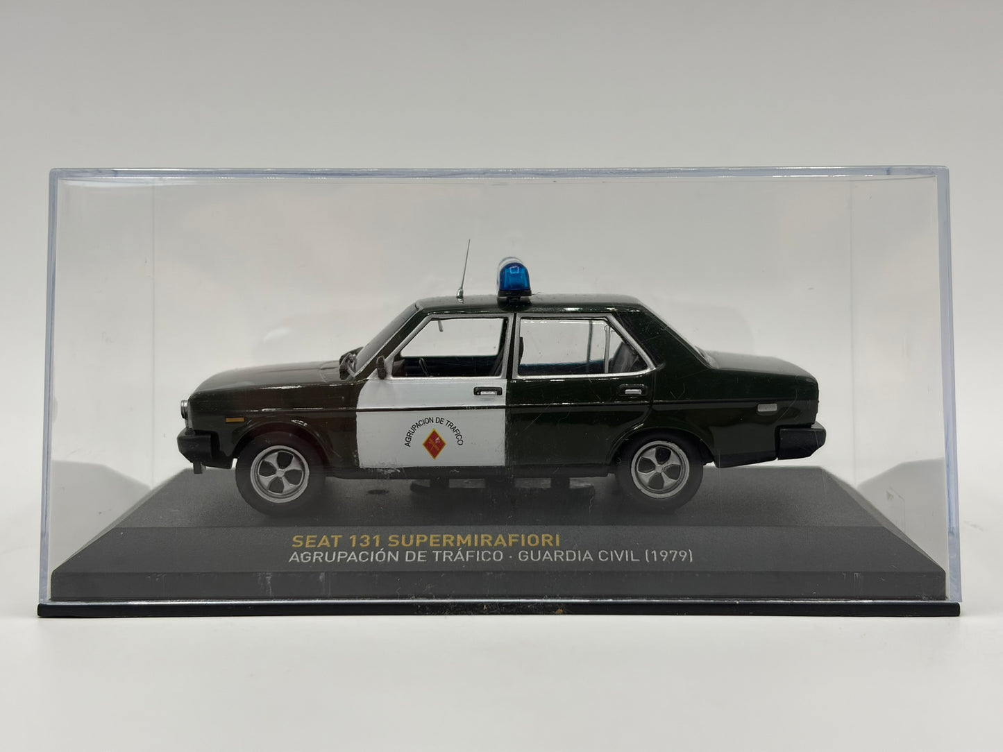 1/43 1979 Seat 131 Supermirafiori - Guardia Civil | Model Police Car