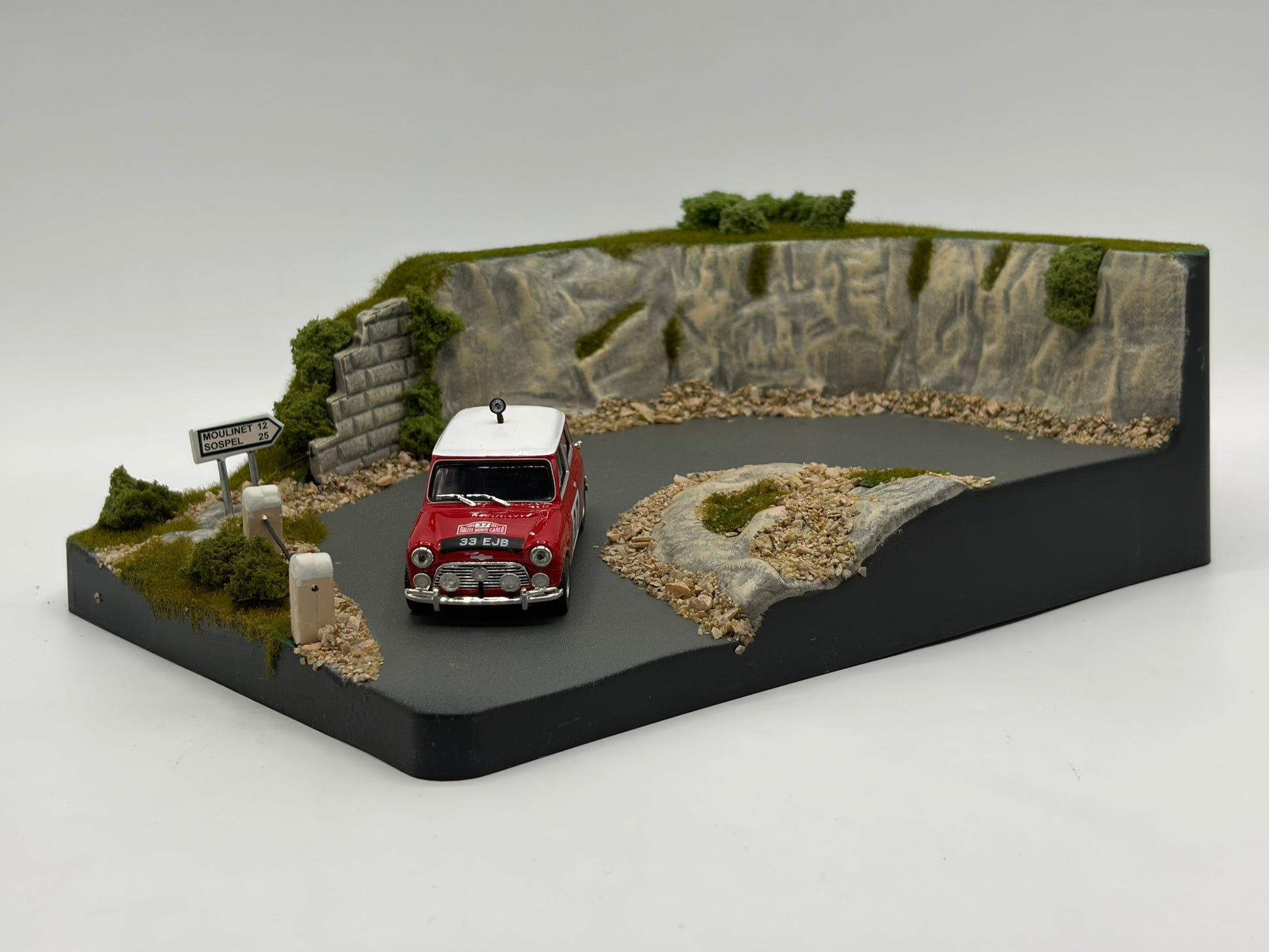 1/43 1964 Mini Cooper S - Monte Carlo Rally - Hopkirk / Liddon | Model Rally Car