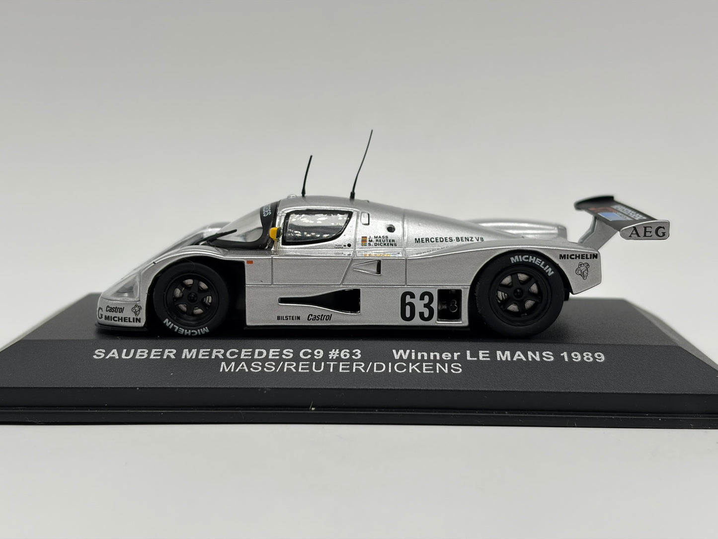 1/43 1989 Sauber Mercedes C9 - Mass / Reuter / Dickens - IXO | Model Le Mans Car