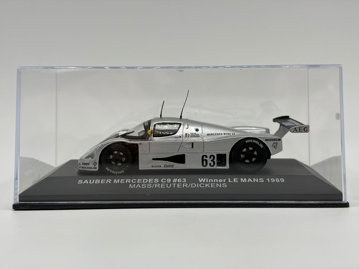 1/43 1989 Sauber Mercedes C9 - Mass / Reuter / Dickens - IXO | Model Le Mans Car