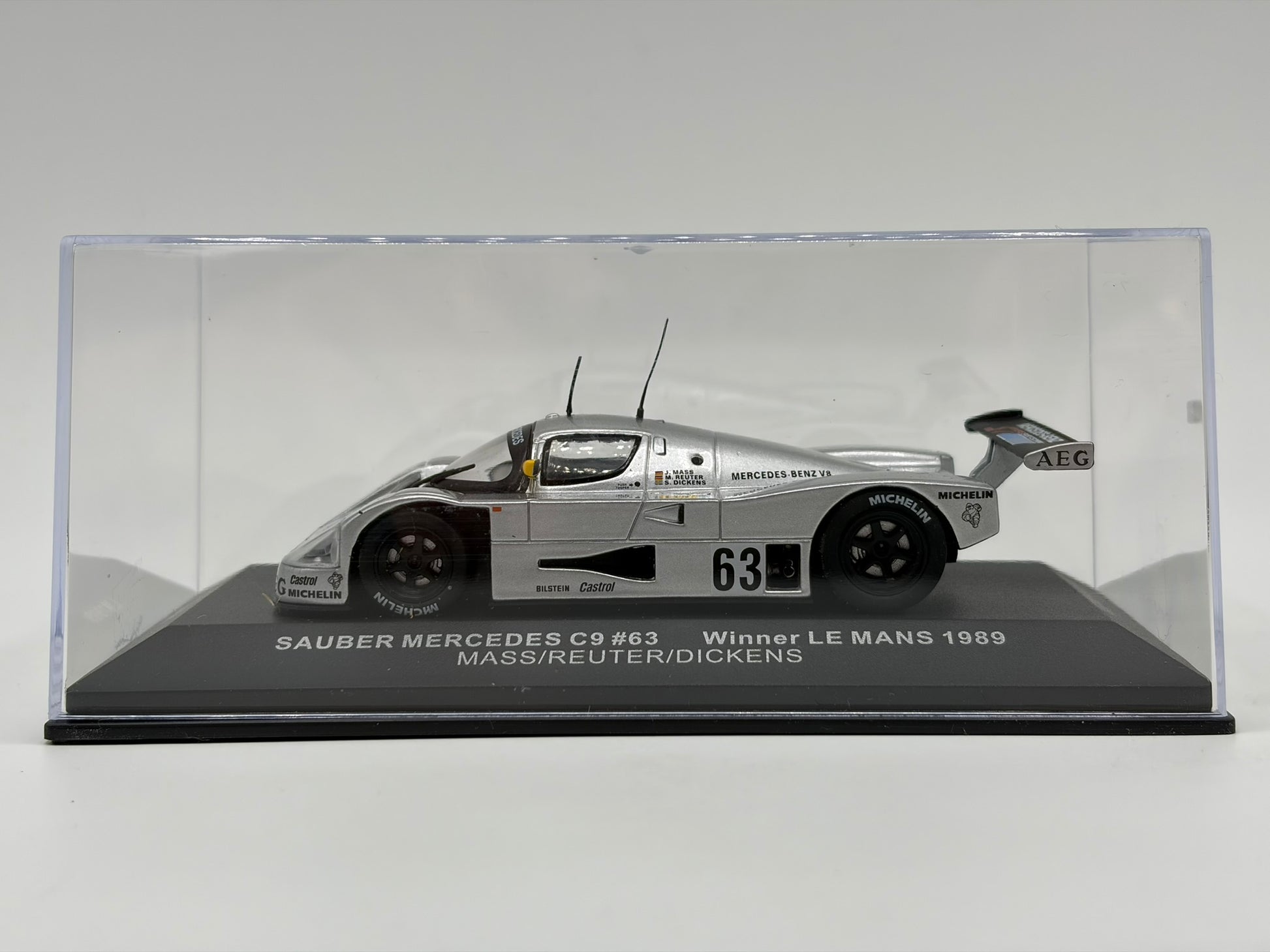 1/43 1989 Sauber Mercedes C9 - Mass / Reuter / Dickens - IXO | Model Le Mans Car