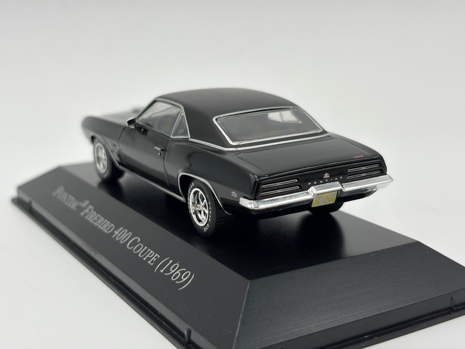 1/43 1969 Pontiac Firebird 400 Coupe | Model Car | American Car Collection