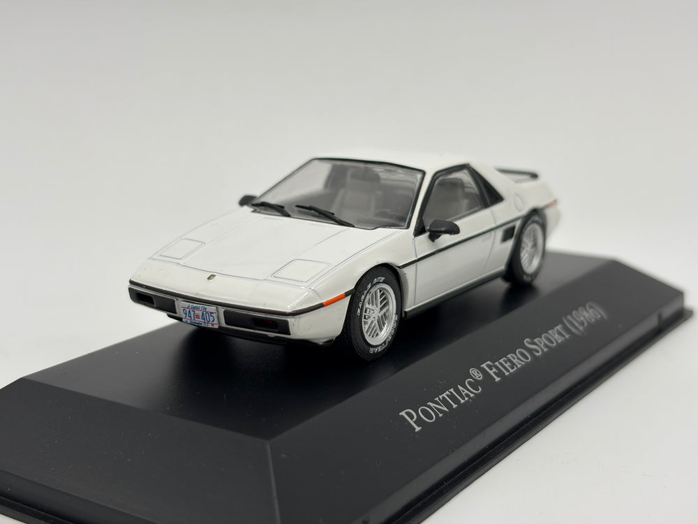 1/43 1986 Pontiac Fiero Sport Coupe | Model Car | American Car Collection