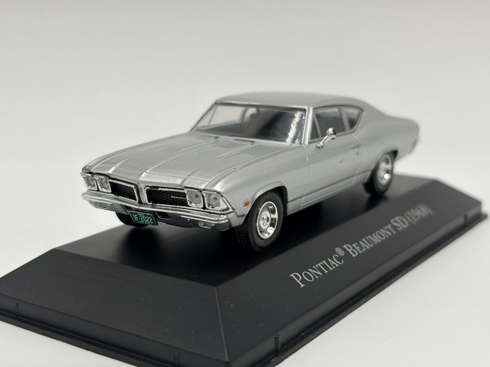 1/43 1968 Pontiac Beaumont SD | Model Car | American Car Collection