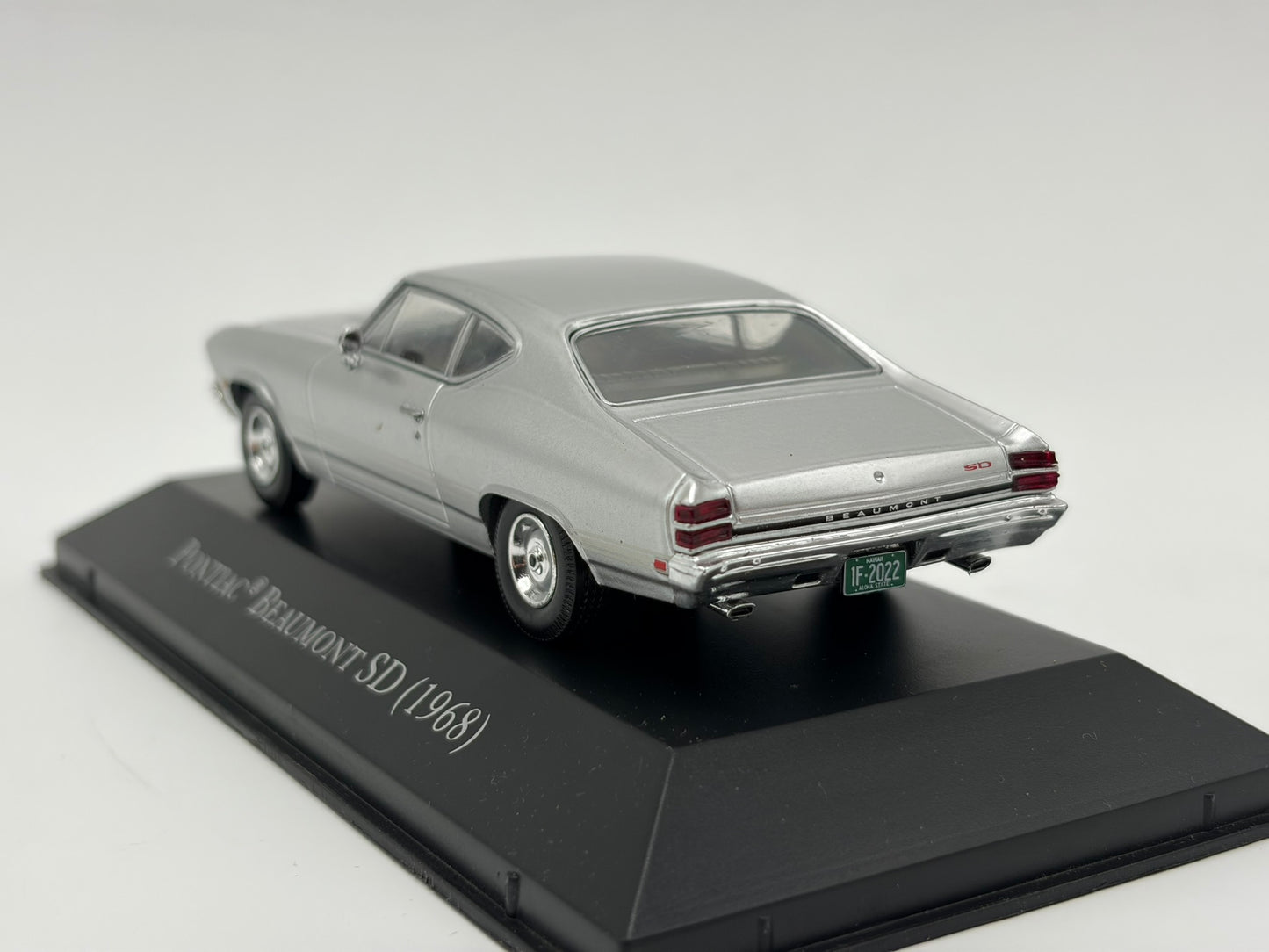 1/43 1968 Pontiac Beaumont SD | Model Car | American Car Collection
