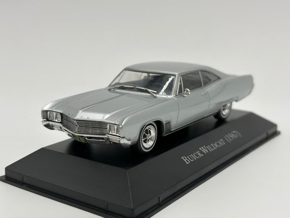 1/43 1967 Buick Wildcat | Model Car | American Car Collection