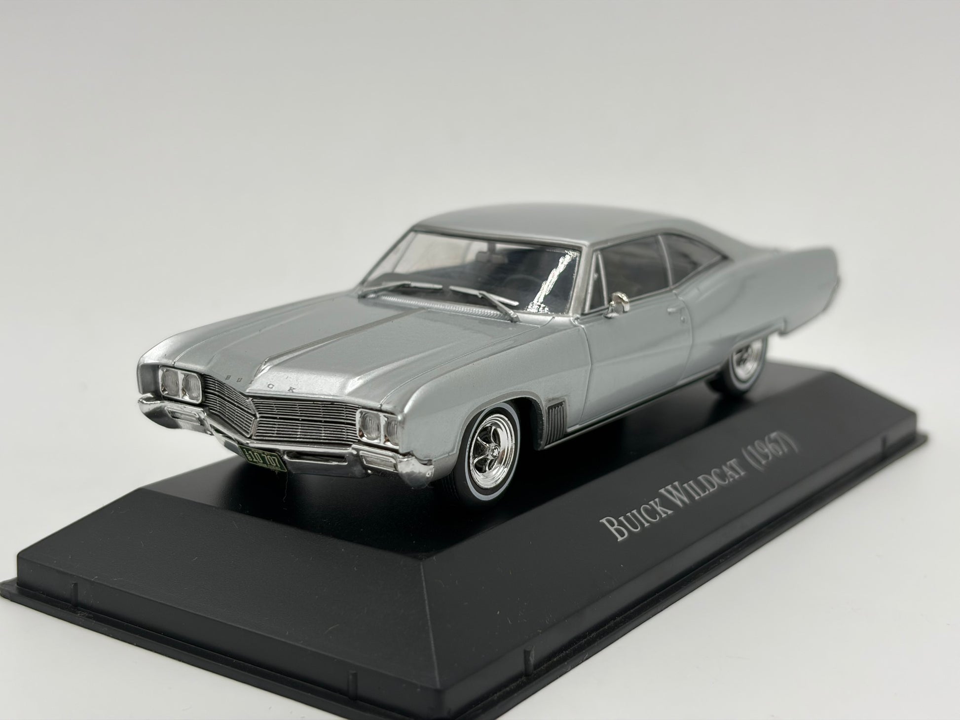 1/43 1967 Buick Wildcat | Model Car | American Car Collection