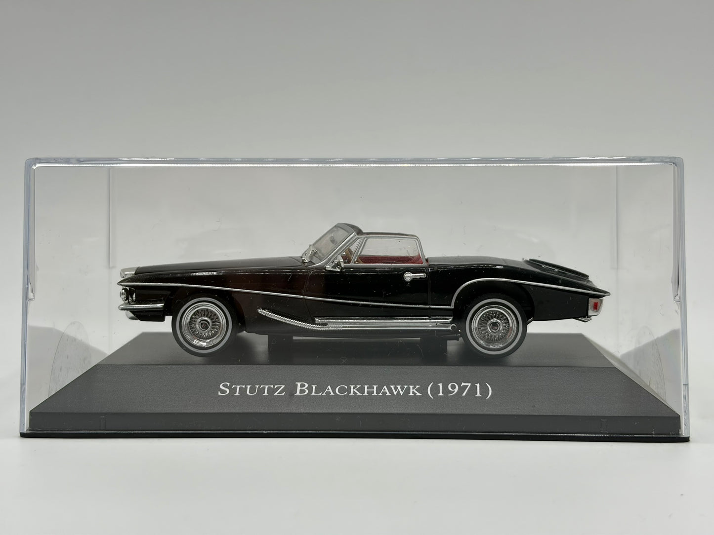 1/43 1971 Stutz Blackhawk | Model Car | American Car Collection
