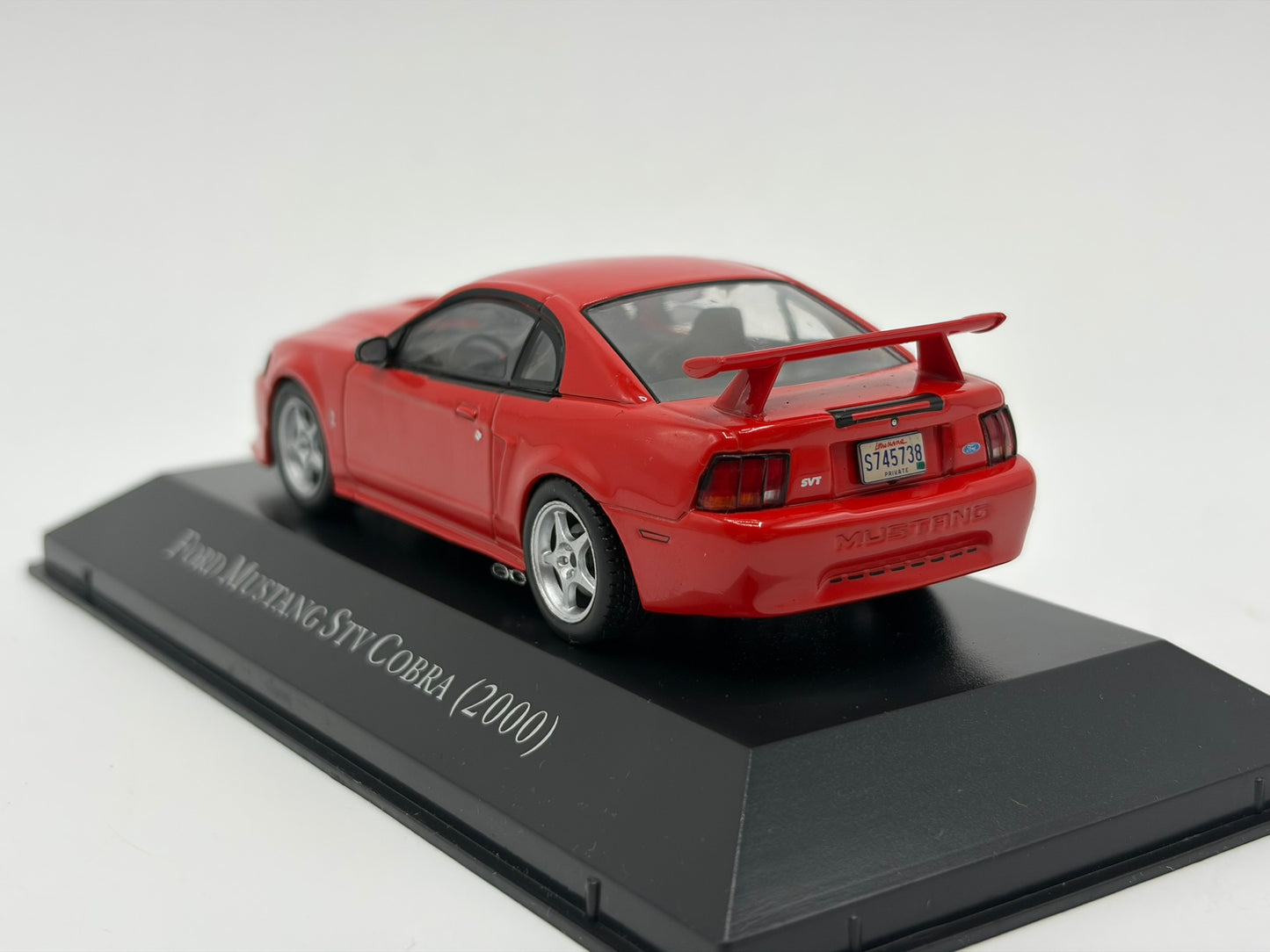 1/43 2000 Ford Mustang SVT Cobra | Model Car | American Car Collection
