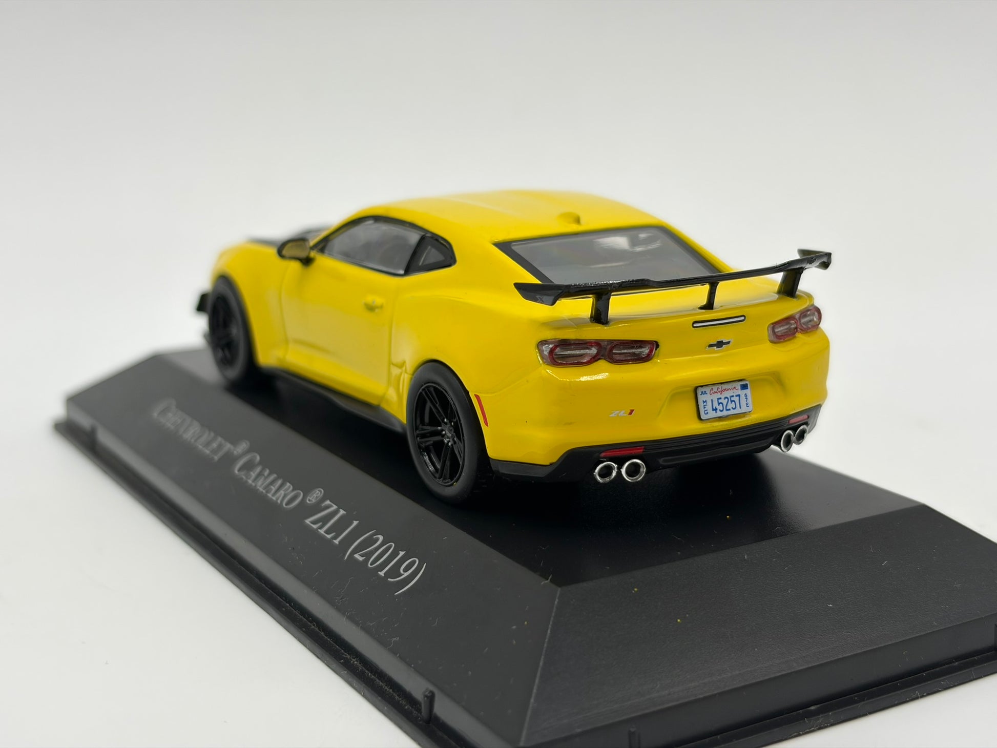 1/43 2019 Chevrolet Camaro ZL1 | Model Car | American Car Collection