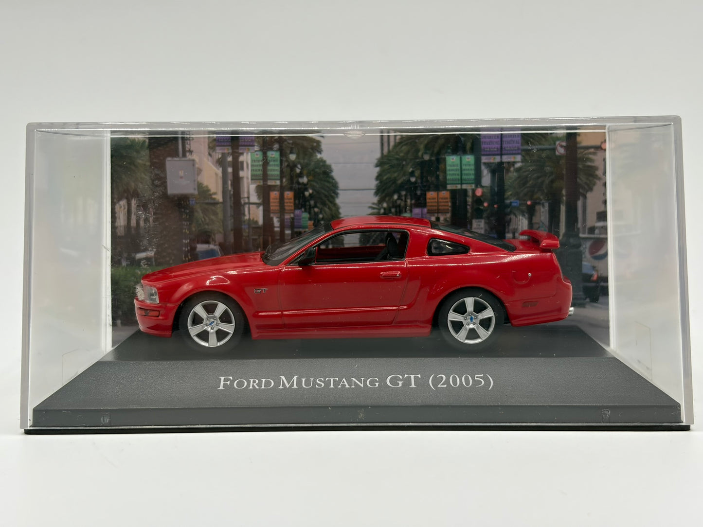 1/43 2005 Ford Mustang GT | Model Car | American Car Collection