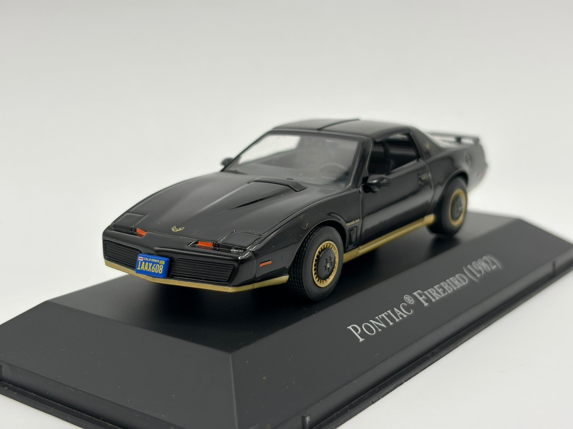 1/43 1982 Pontiac Firebird | Model Car | American Car Collection