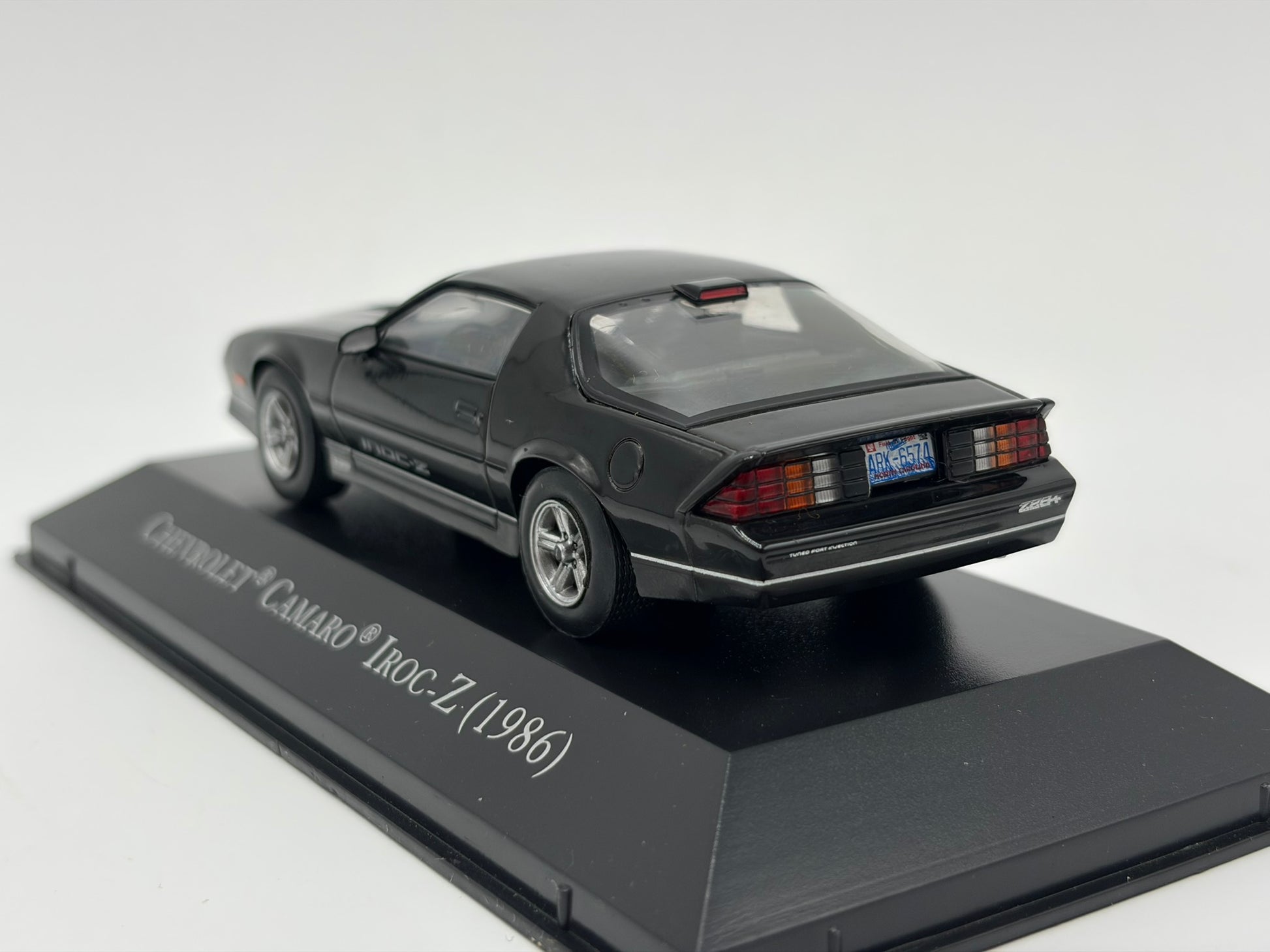 1/43 1986 Chevrolet Camaro IROC-Z | Model Car | American Car Collection