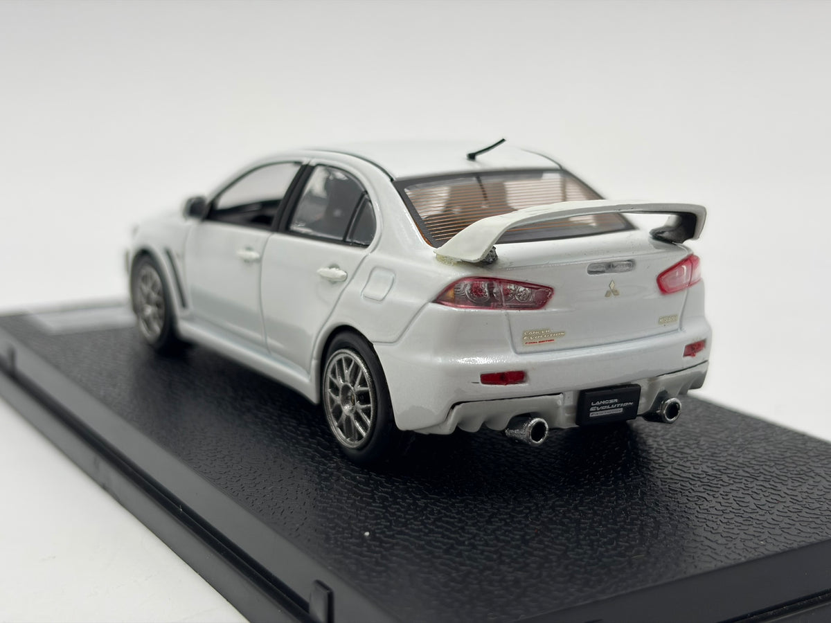 1/43 2007 Mitsubishi Lancer Evolution X - Pearl White | Model Car