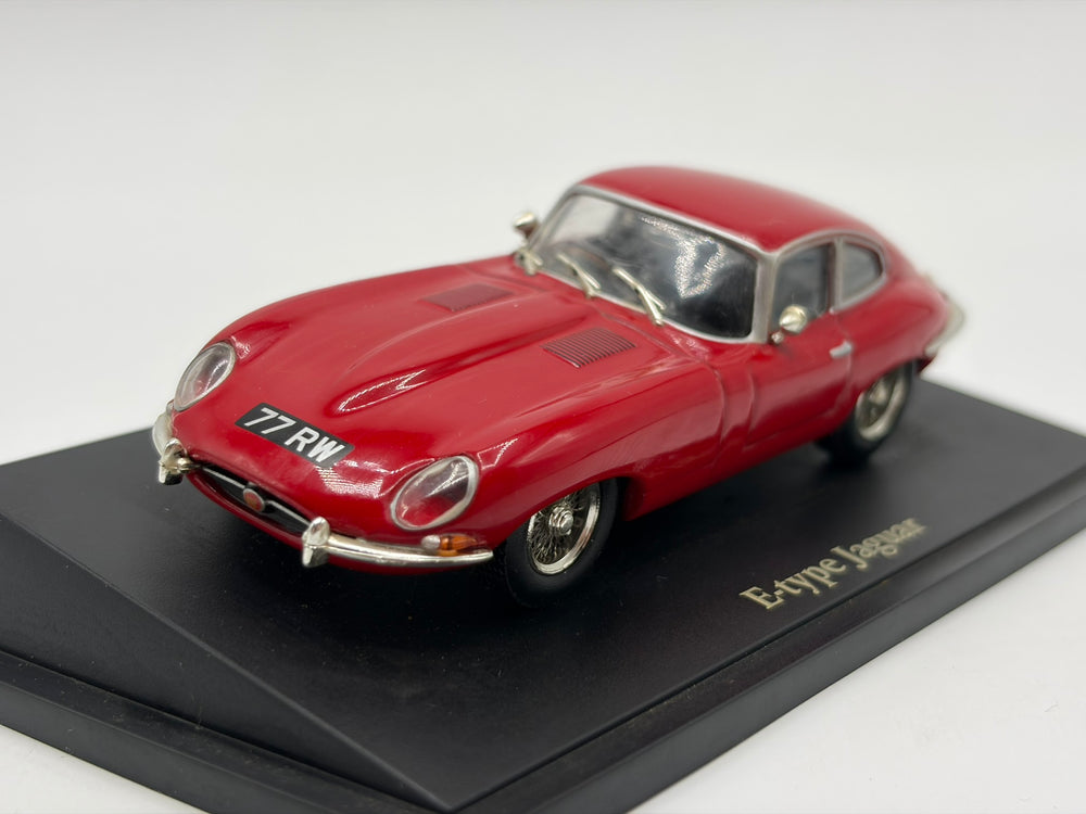 1/43 1961 Jaguar E-Type Coupe | Model Car