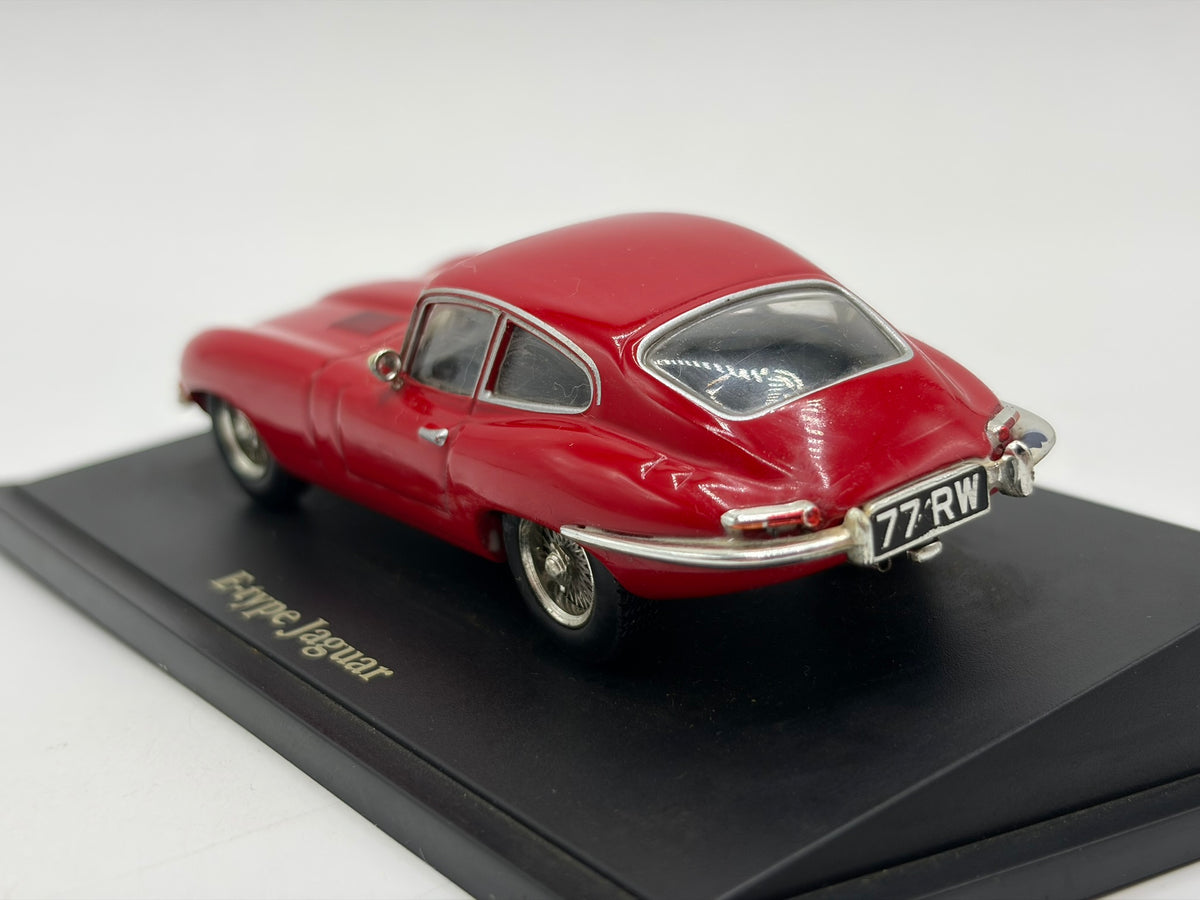 1/43 1961 Jaguar E-Type Coupe | Model Car