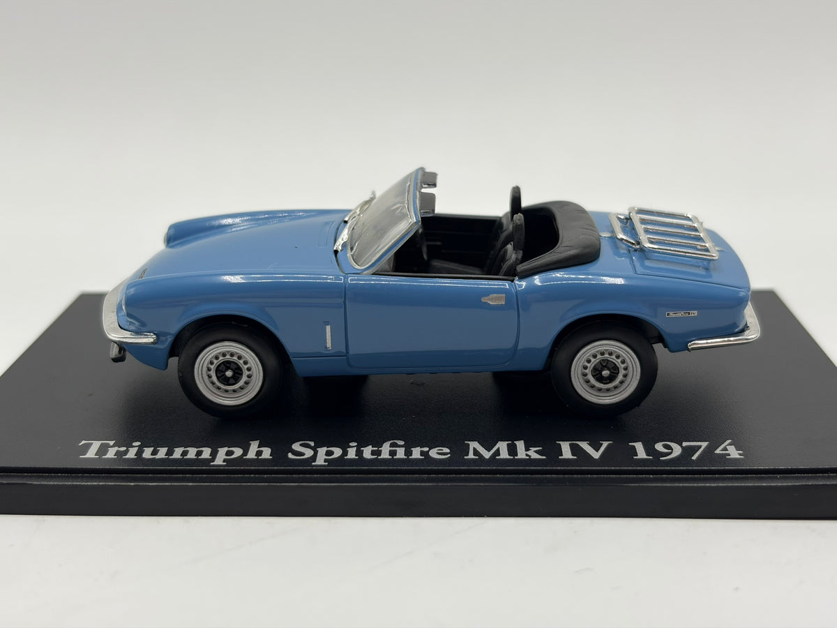 1/43 1974 Triumph Spitfire Mk IV | Model Car