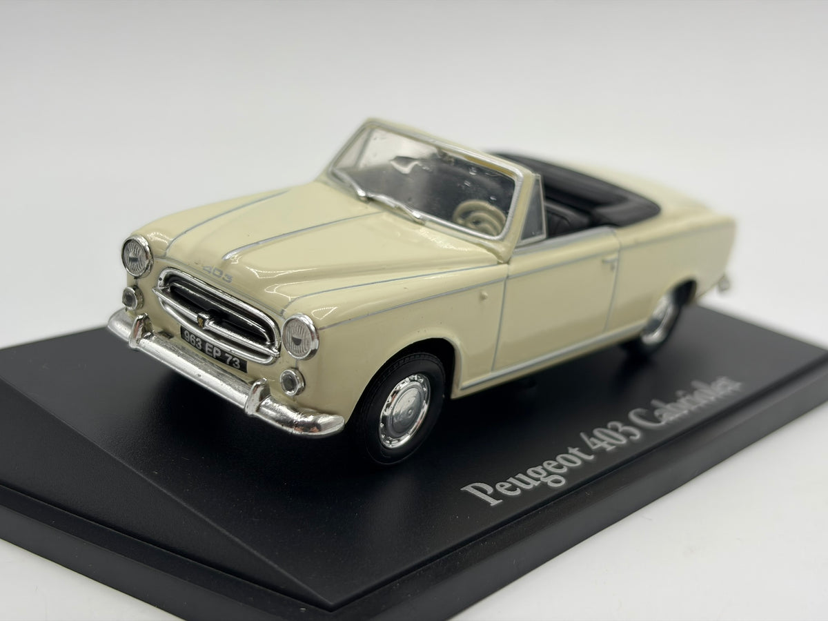 1/43 1956 Peugeot 403 Cabriolet | Model Car
