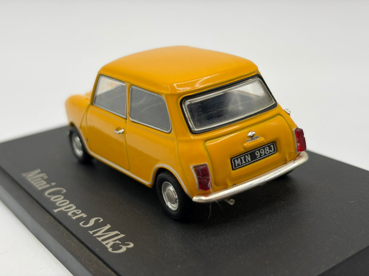 1/43 1969 Mini Cooper S Mk3 | Model Car