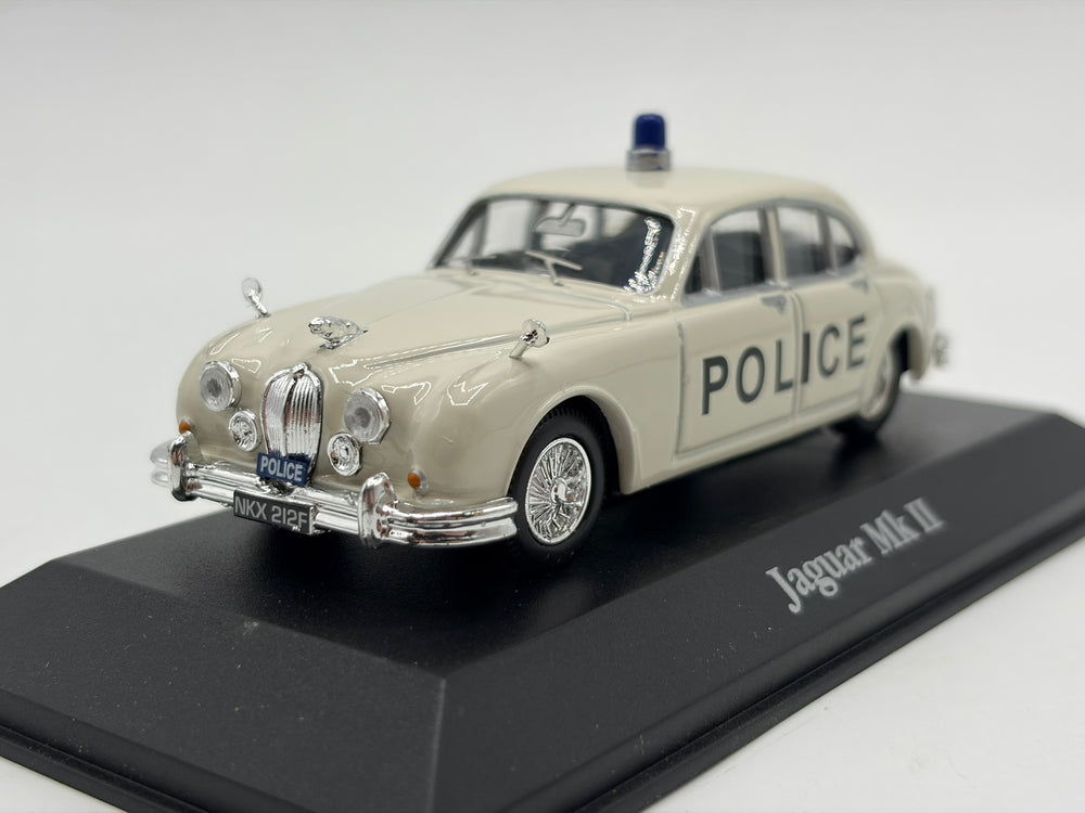 1/43 1959 Jaguar Mk II - Bedfordshire Police | Model Police Car