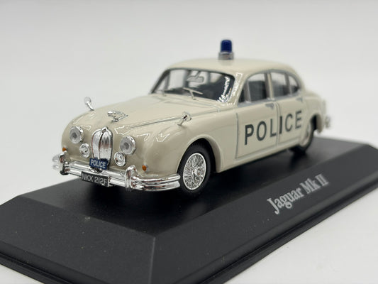 1/43 1959 Jaguar Mk II - Bedfordshire Police | Model Police Car