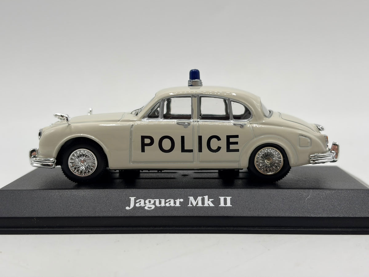 1/43 1959 Jaguar Mk II - Bedfordshire Police | Model Police Car