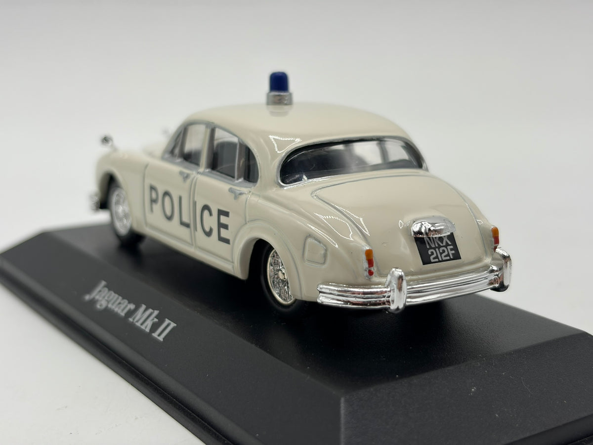 1/43 1959 Jaguar Mk II - Bedfordshire Police | Model Police Car