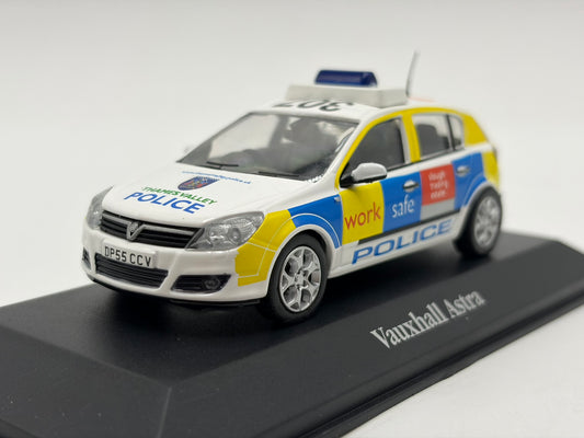 1/43 2005 Vauxhall Astra - Thames Valley Police | Model Police Car