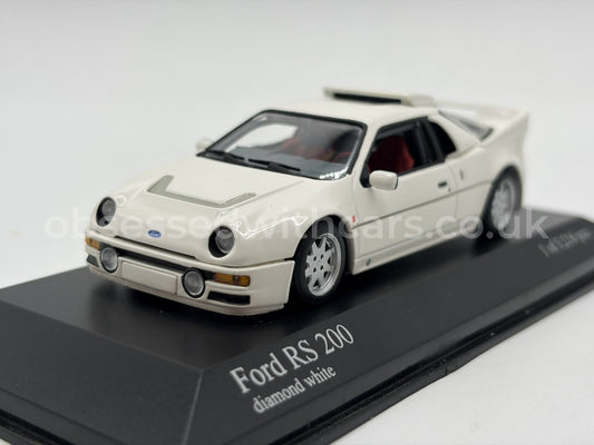 1/43 1986 Ford RS200 - Diamond White - Minichamps | Model Car
