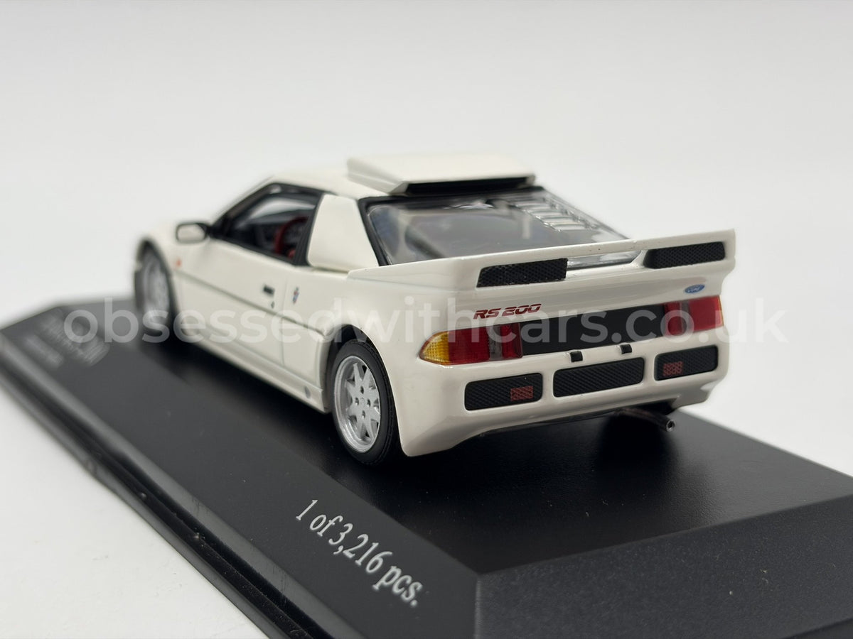 1/43 1986 Ford RS200 - Diamond White - Minichamps | Model Car