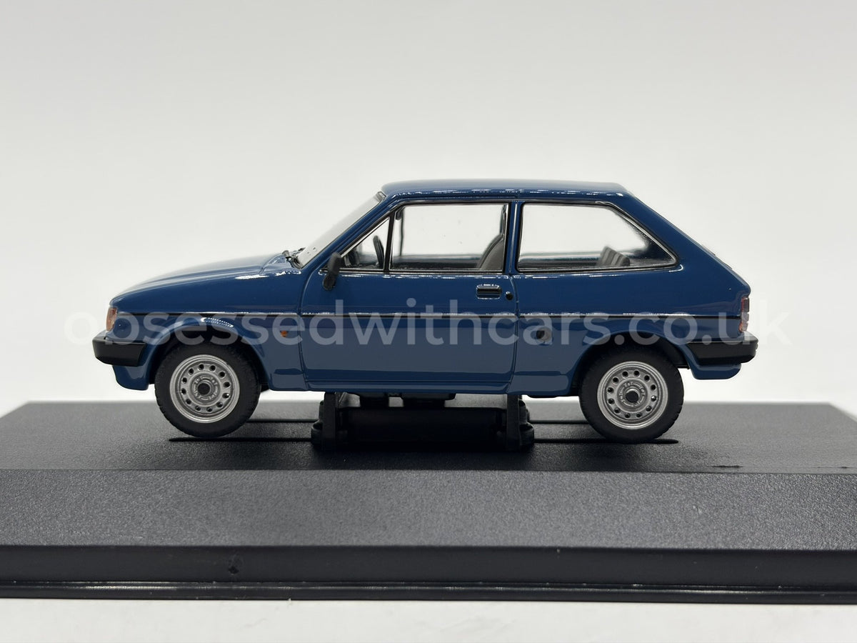 1/43 1987 Ford Fiesta Mk2 1.1 Popular Plus - Maritime Blue - Corgi Vanguards | Model Car