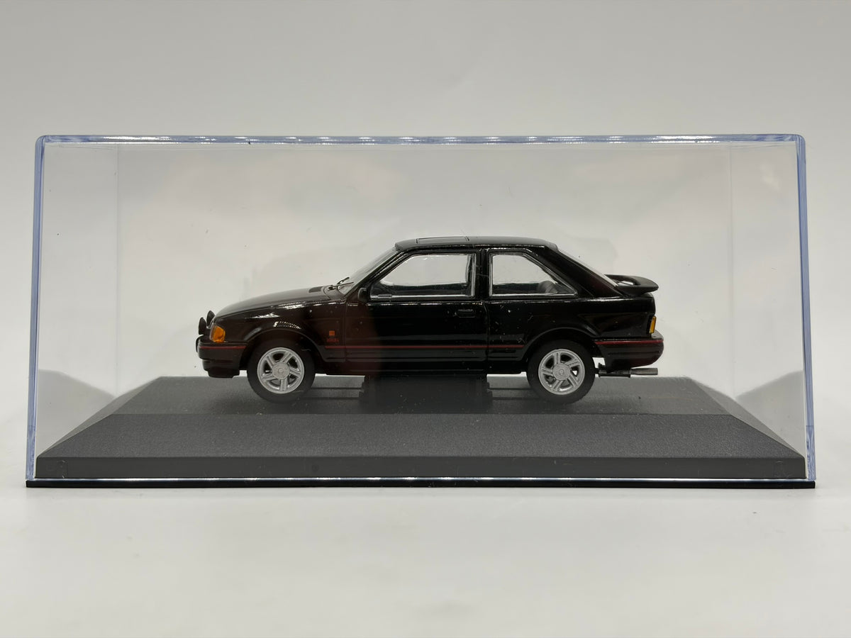 1/43 1985 Ford Escort Mk4 XR3i - Black - Corgi Vanguards | Model Car