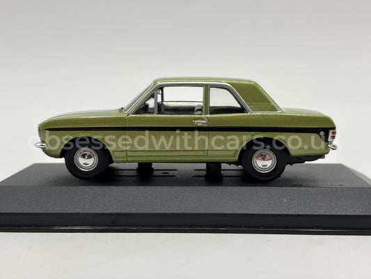 1/43 1970 Ford Cortina Mk2 Lotus - Fern Green - Corgi Vanguards | Model Car