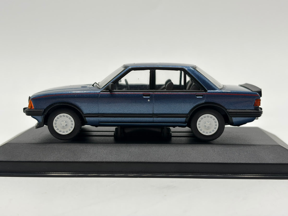 1/43 1982 Ford Granada Mk2 2.8 Injection - Caspian Blue | Model Car
