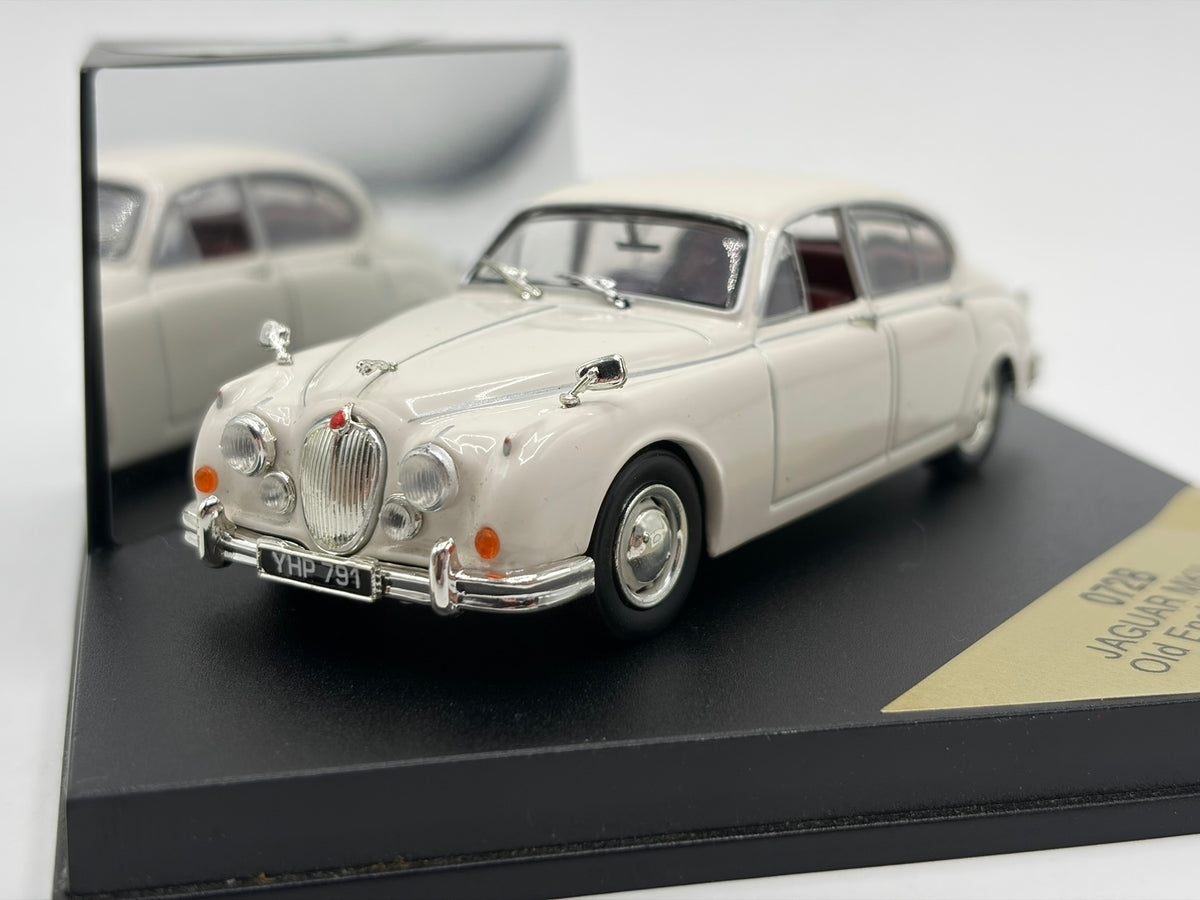 1/43 1960 Jaguar MkII 3.4 - Old English White - Vitesse | Model Car