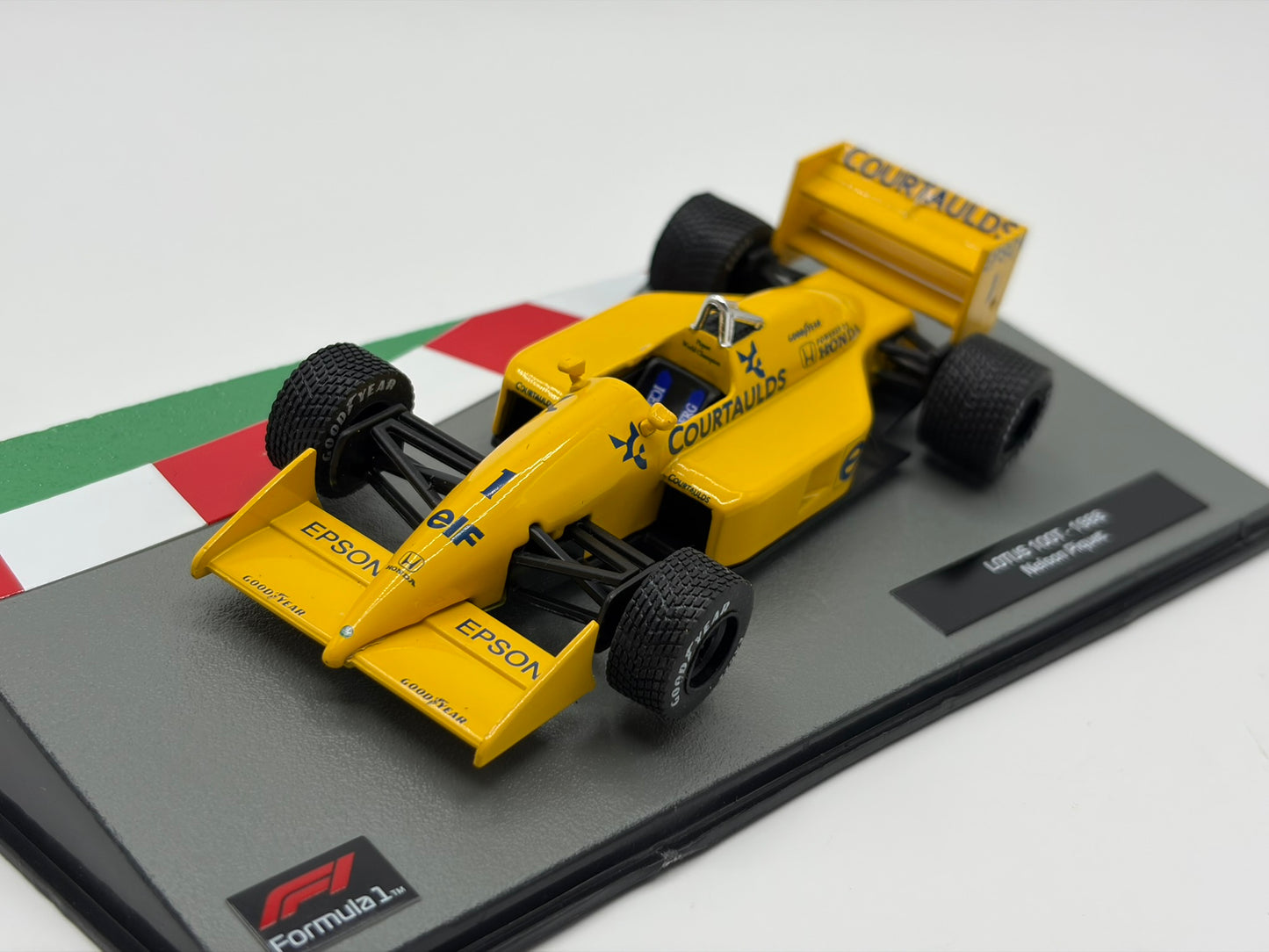 1/43 1988 Lotus 100T - Nelson Piquet | Model F1 Car