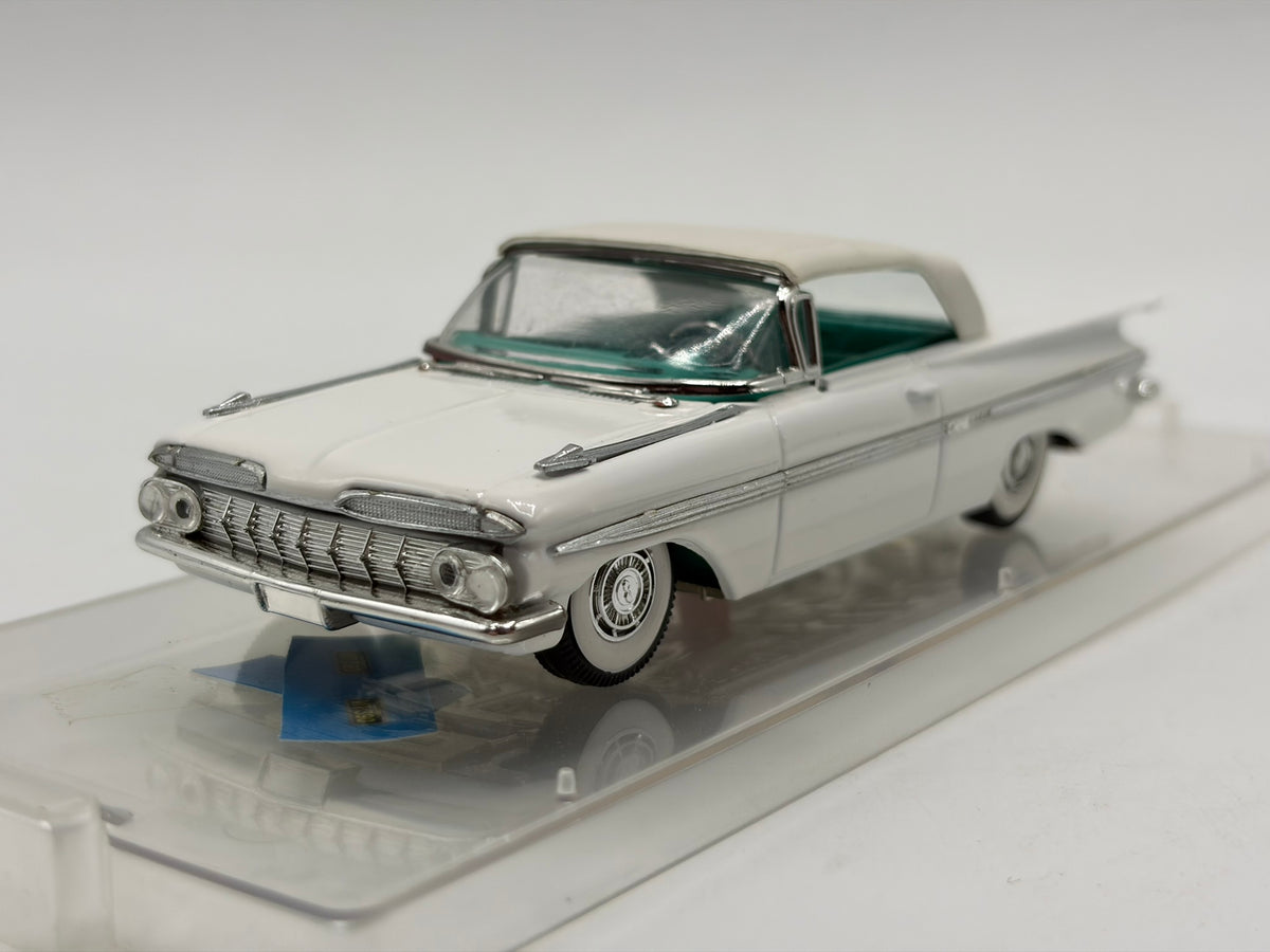 1/43 1959 Chevrolet Impala Closed Cabriolet - Vitesse | Model Car