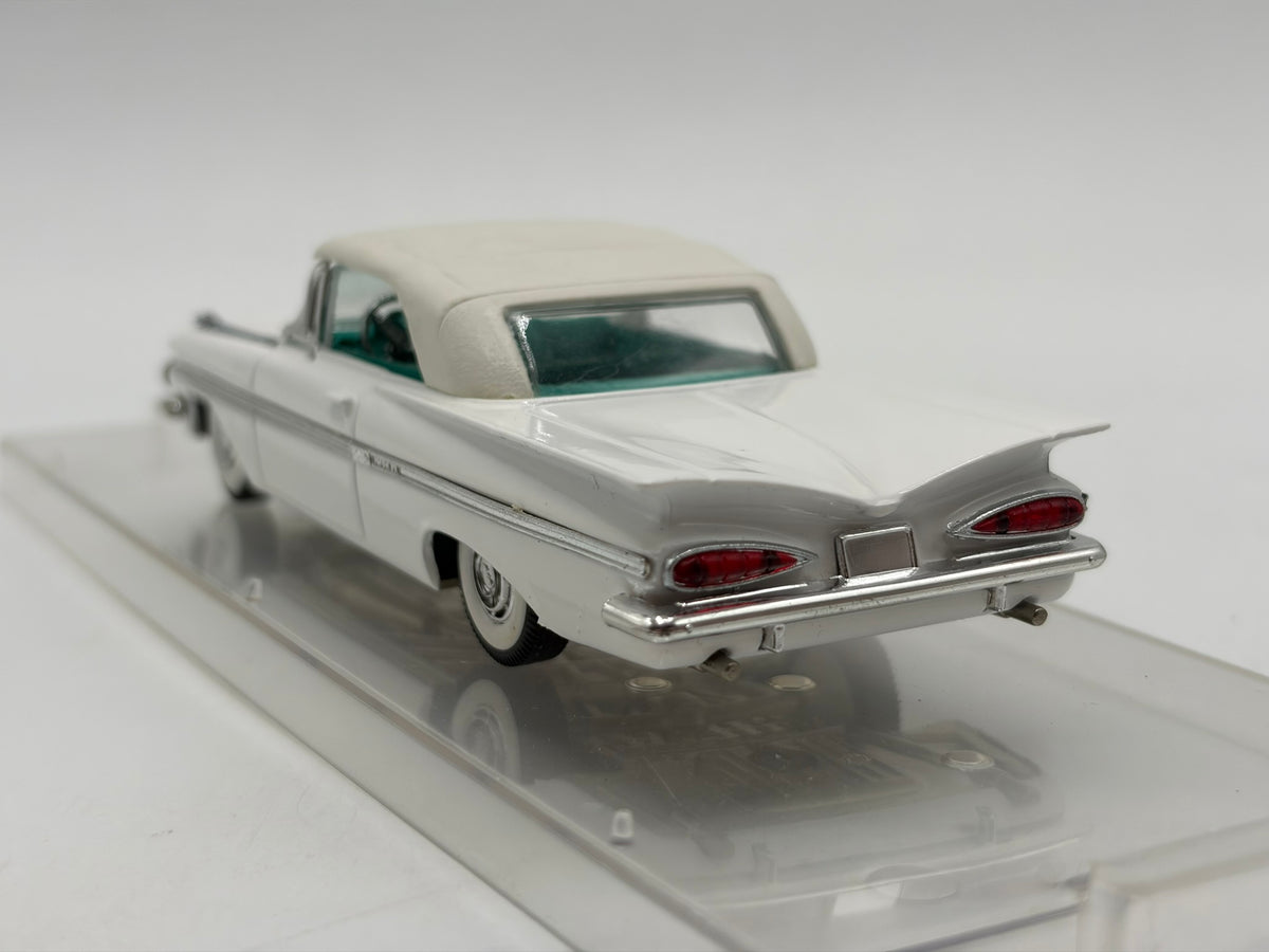 1/43 1959 Chevrolet Impala Closed Cabriolet - Vitesse | Model Car