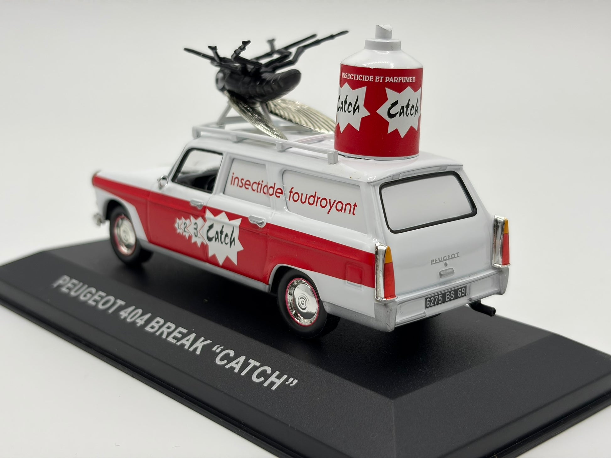 1/43 1967 Peugeot 404 Break "Catch" | Model Car